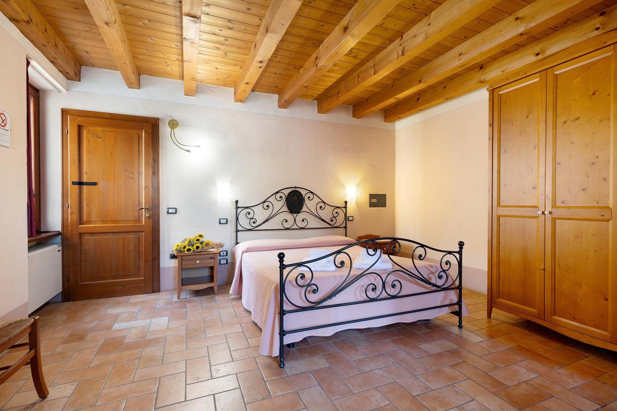 New Agriturismo Corte Olfino Monzambano Exterior foto